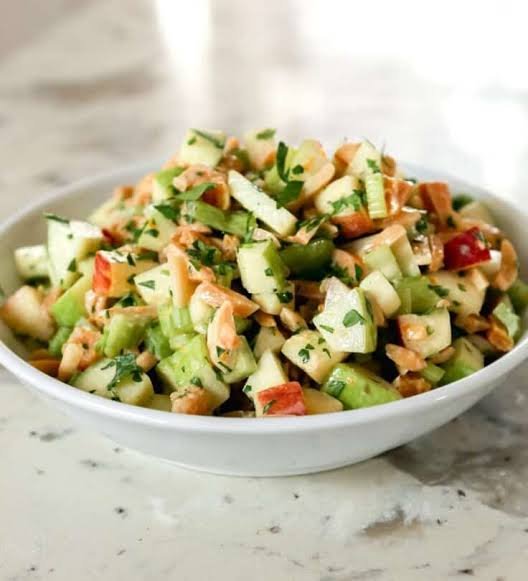 Best Ensalada Waldorf Argentina Near Me