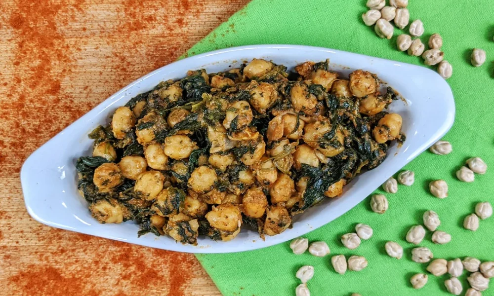 best espinacas con garbanzos near me